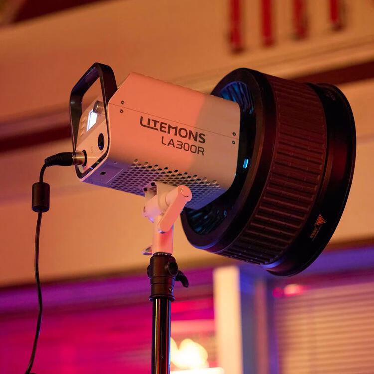 Godox Litemons LA300R RGB LED Monolight (Kit de 2 luces) - Imagen 11